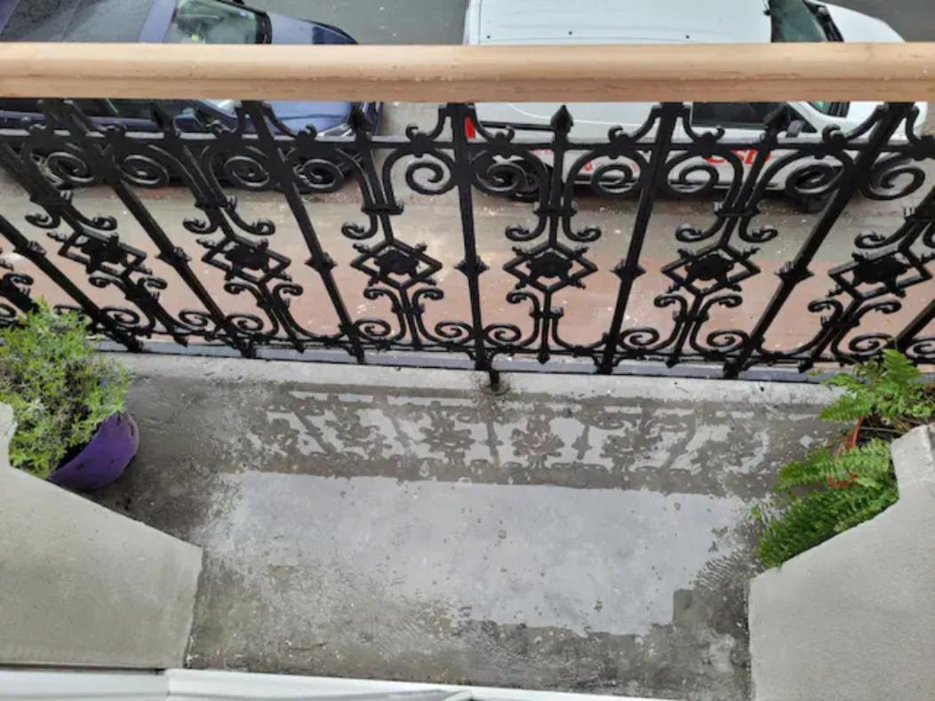 Brand New Iris Room With Private Bathroom And Balcony Brussel Buitenkant foto