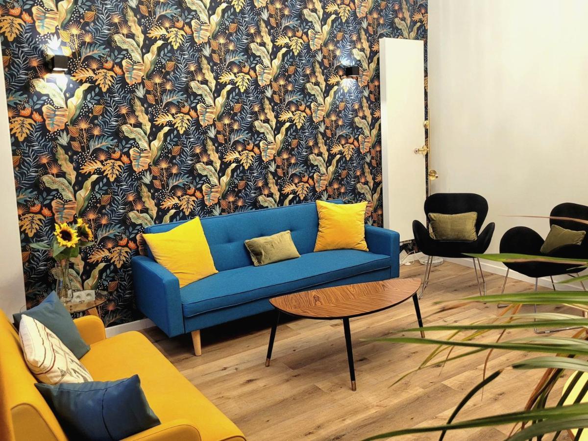 Brand New Iris Room With Private Bathroom And Balcony Brussel Buitenkant foto